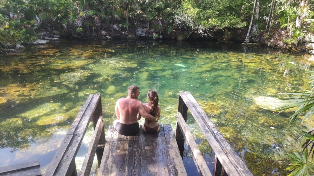 Mexique Caleta Tankha cenote