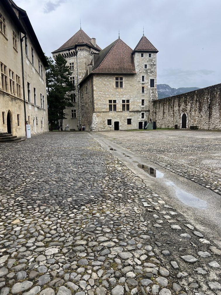 IMG_9556Annecy Chateau Annecy